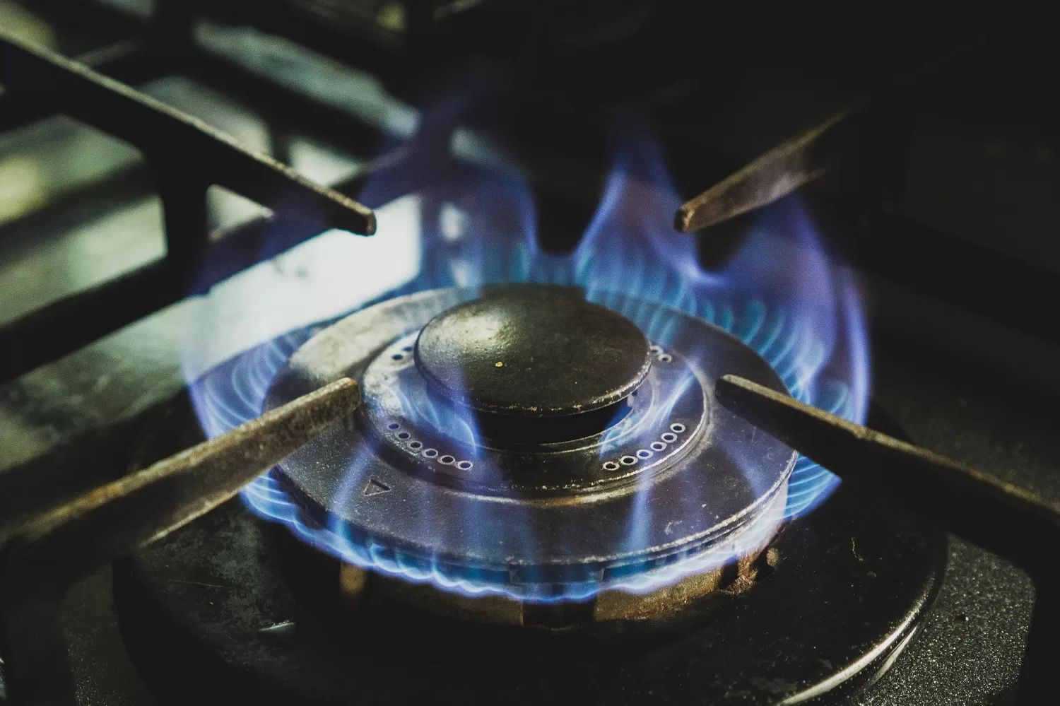 flame of a gas stove blue in colour