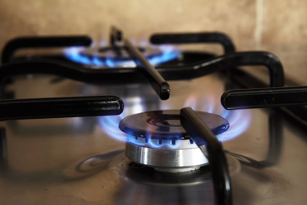 how to disconnect a gas stove safely